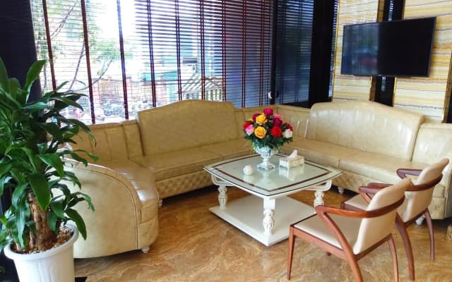 Au Viet Hotel - photo 3