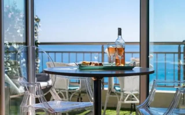 Breathtaking sea view, 2 terraces and A/C - photo 2