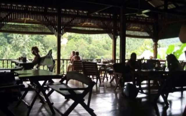 Buncha Sramanora Resort - photo 5