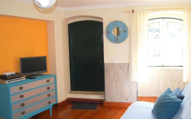 RH Veronica Terrace Apartment - photo 2