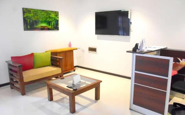 J Guest Colombo - photo 3