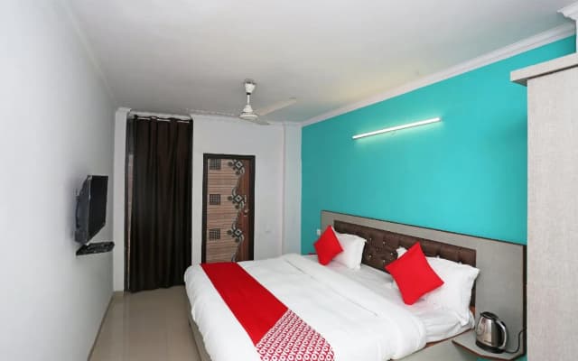 Acclaim By OYO Rooms - photo 5