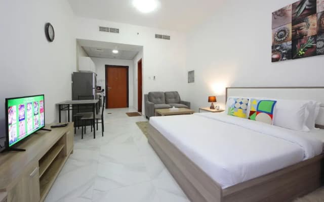 Studio Apartment in Palace Tower 2 - photo 2