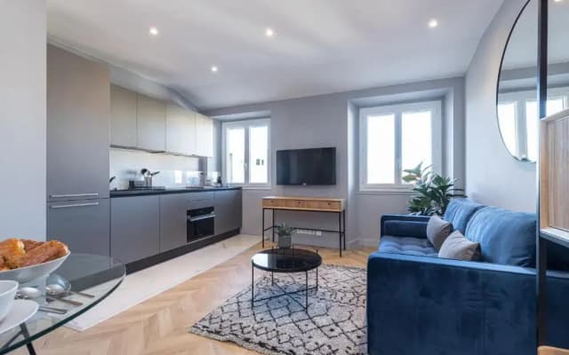 SMARTBNB - Dernier etage Ascenseur - 1 min Plage et Zone Pietonne - photo 5