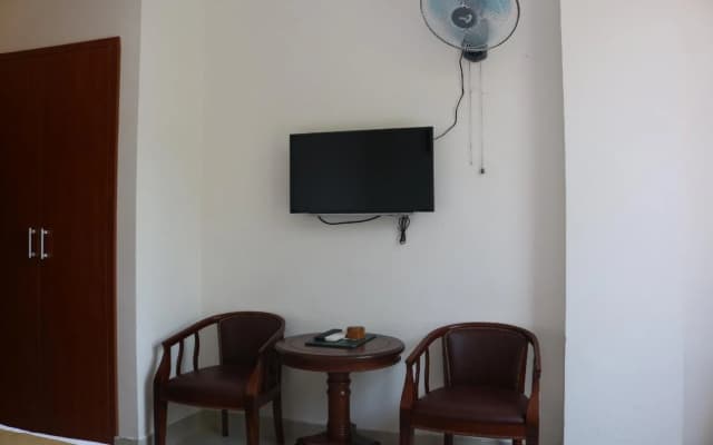 Phuc Ngoc Hotel - photo 4