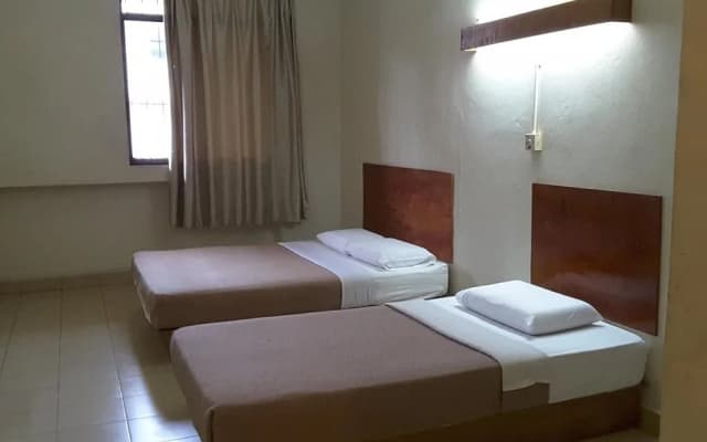 Ung Ping Inn - photo 2
