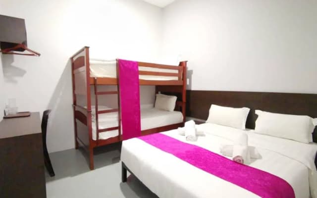 Ban Loong Hotel - photo 2
