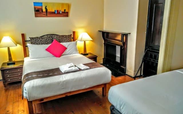 Sydney Harbour Bed and Breakfast - photo 2
