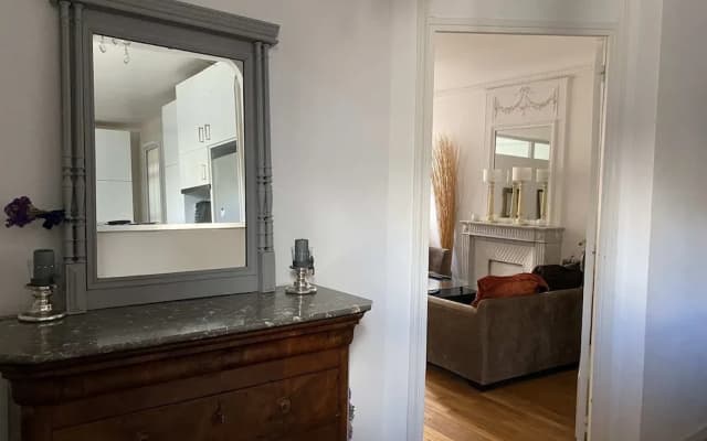 Amazing 2BR Flat Near Passy Village - photo 4