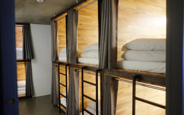 The Cube Hotel - Hostel - photo 3