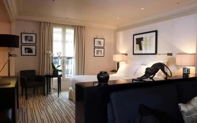 Hôtel Montaigne - photo 4