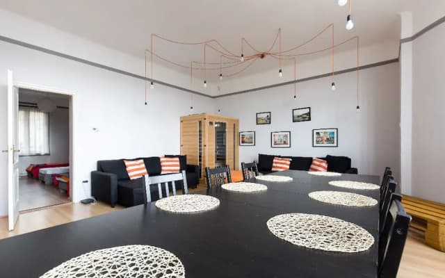 Astoria Apartment - photo 2