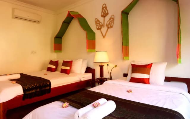 King Boutique Hotel - photo 2