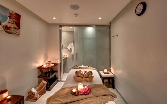 Radisson Blu Hotel, Ajman - photo 4