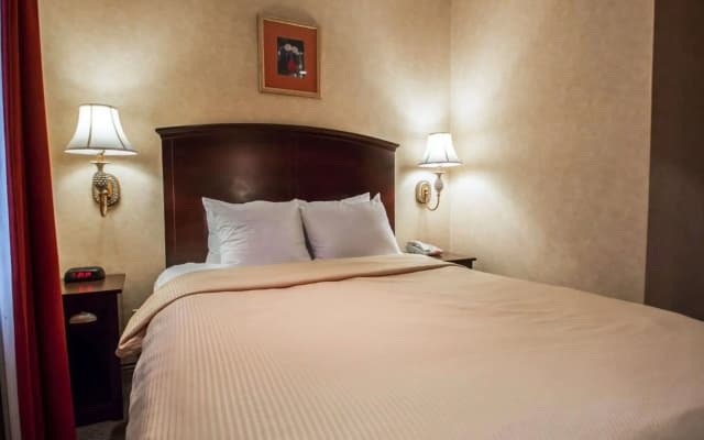 Clarion Hotel Park Avenue - photo 3
