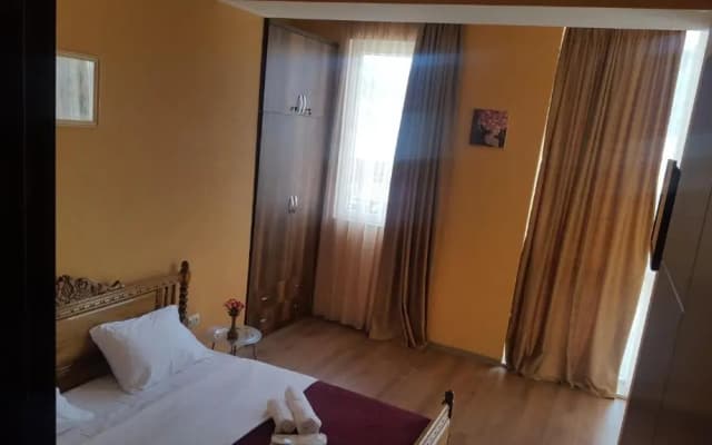 Fantaflat Old Tbilisi Apartment - photo 4