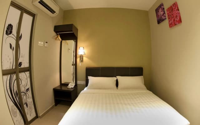 Ayer Hitam Hotel - photo 2