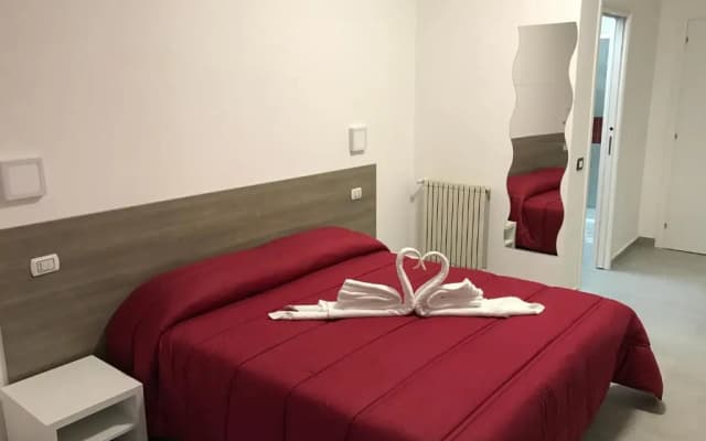 Tiburtina Royal Suites - photo 2