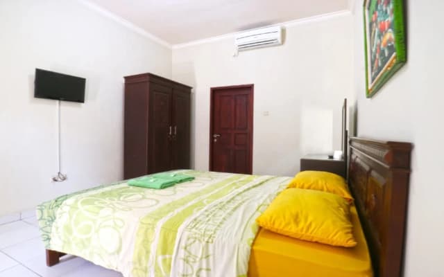 Lotus Garden Apartment - photo 5