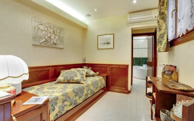 Regina Elena Apartment - photo 4