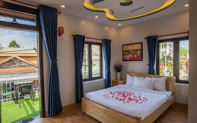 Minh An Riverside Villa - photo 2