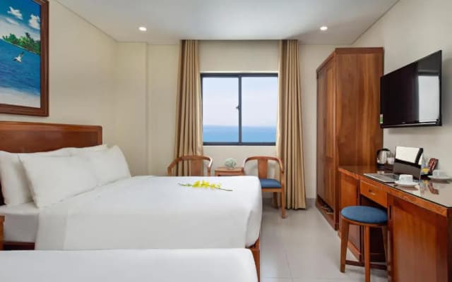 Cherry Hotel & Apartment Da Nang - Phoenix 2 Hotel - photo 3