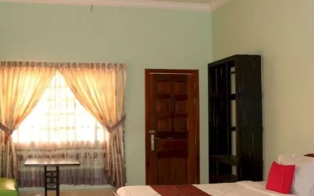 Surmetta Inn - photo 4