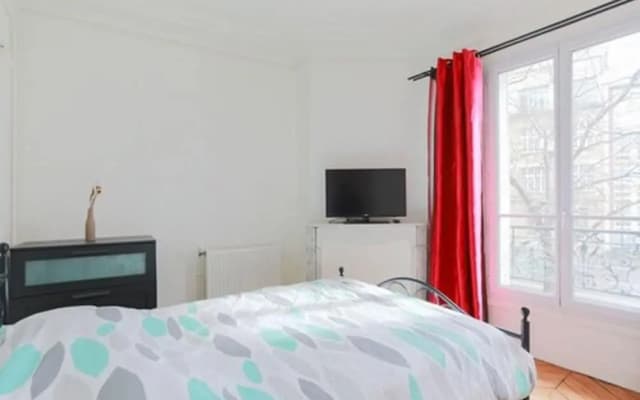 Joli F2 à Paris 16 - photo 3