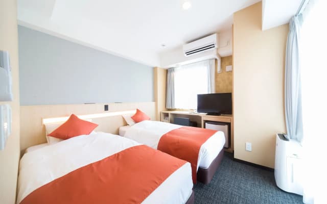 Shinsaibashi Higashi Crystal Hotel - photo 2