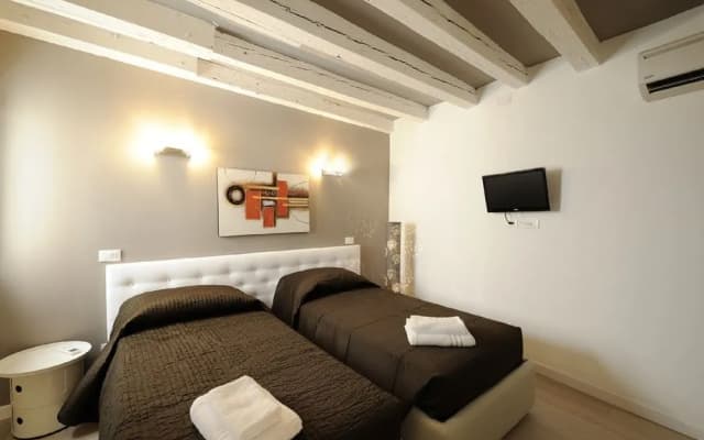 Cà Venezia Design Apartment - photo 2