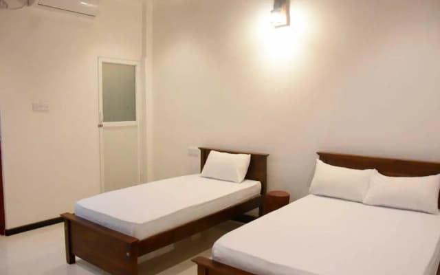 J Guest Colombo - photo 4