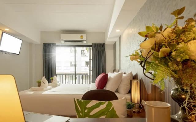 The Home Hotel - photo 5