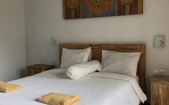 Cantika Guest House - photo 5