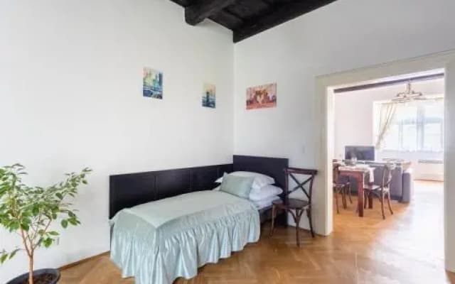 St. George Apartments - photo 4