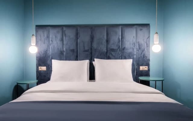 HB Freeze Inn Hotel - photo 5