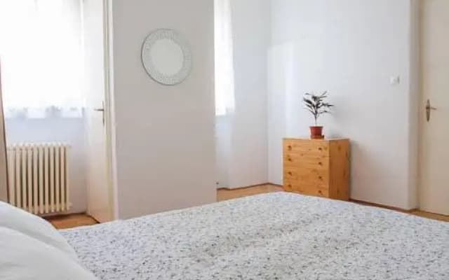 Sunny Apartment - photo 3