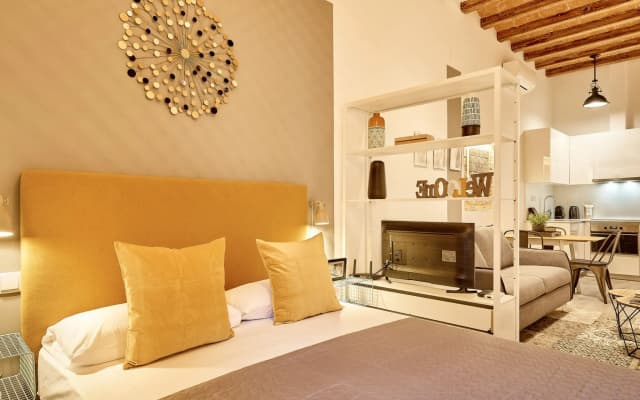 UD Apartments Barcelona - Marina Vintage Exclusive Apartment (2BR) - photo 3