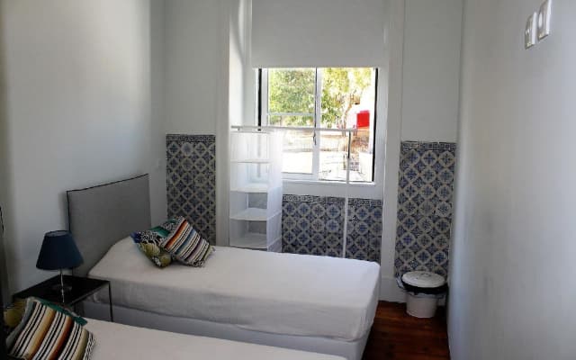 Back To Lisbon Hostel - photo 5