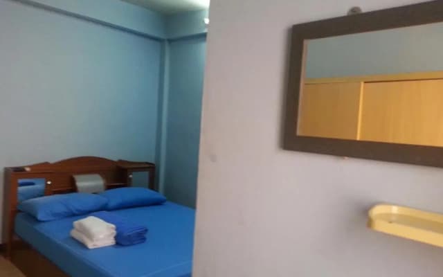 Roong-Arun Apartment - photo 3