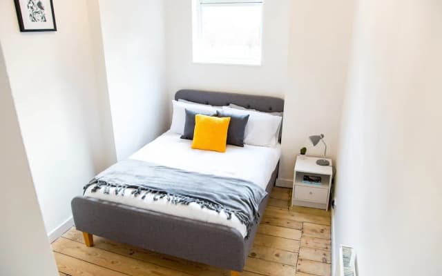 Spacious Two Bed in Hackney - photo 4