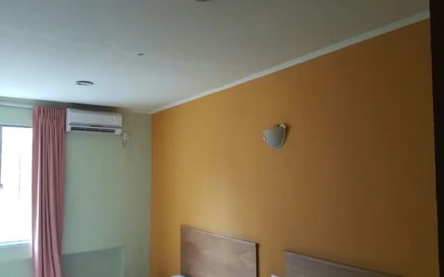 OYO 89557 Welcome Inn - photo 4