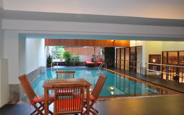 Bobsons Hostel Bangkok - photo 4