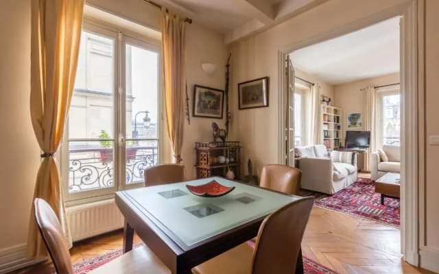 Veeve - Quai Aux Fleurs Apartment - photo 4