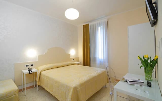 Hotel Adriatico - photo 4