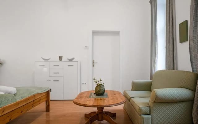 Elegant 2BR Apartment - near Bahnhof Wien Meidling - photo 5