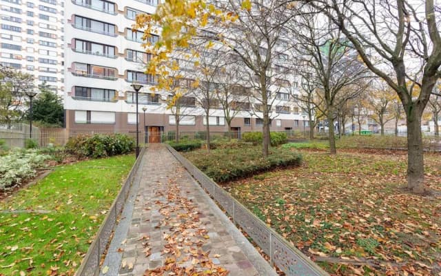 Wonderful 2 Bedroom Apartment in the Center of Paris - photo 3