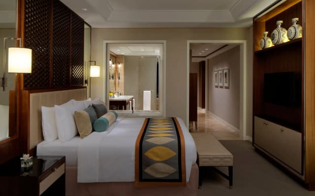 Hotel Taj Dubai - photo 3