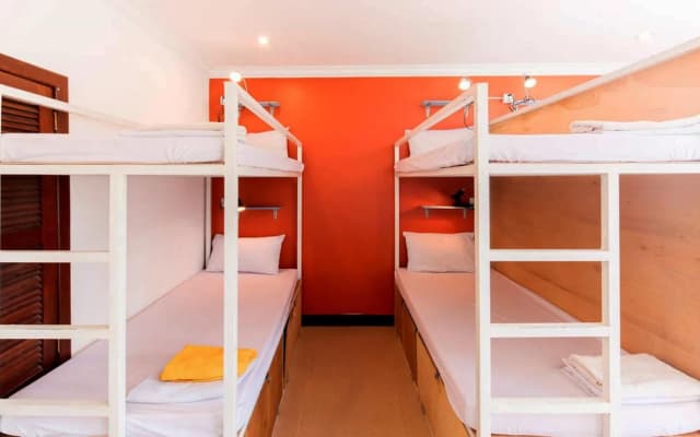 Central Hostel - photo 2