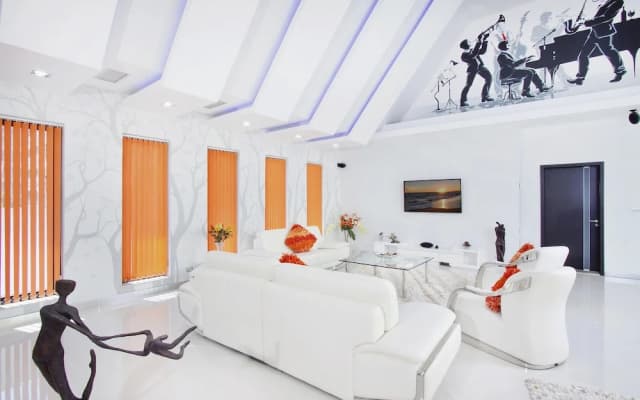 Royale Grand Villa - photo 2