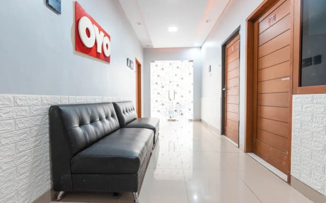 OYO 1070 Kuningan Residence - photo 2